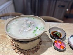 -叁煨蹄花·下饭盐帮菜(人民广场店)