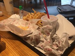 -The Habit Burger Grill 哈比特汉堡(爱琴海店)