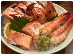 刺身拼盘（中）-初居食屋日式料理(万象城购物中心店)