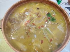 铜锅牦牛肉汤锅-九里香(三世传承店)