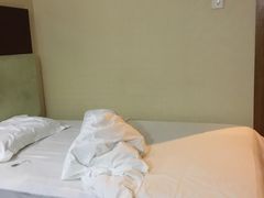 -申鹏国际商务酒店(西安东大街大差市地铁站店)