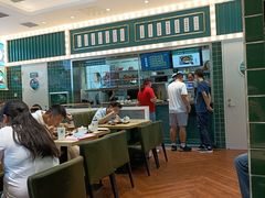 大堂-魏记烧味饭