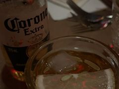 -FOUR PLAY BAR