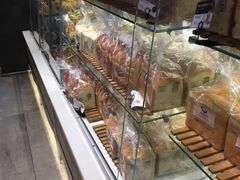 -巴黎贝甜(大宁国际商业广场店)