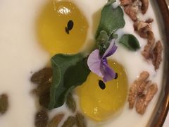 手工酸奶配百香果冻-嘉禾·悦享餐厅(八方汇店)