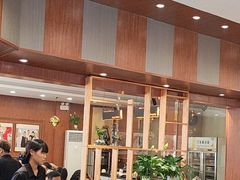 -高玛纳驴肉火烧(一世界店)