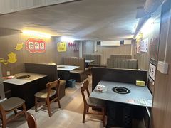 -官塘陈记鱼生·潮汕砂锅粥·牛肉火锅(潮枫路总店)