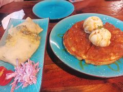 -蓝壁虎咖啡酒馆