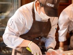 -VERIE BAKEHOUSE