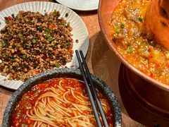 -浩海火燒雲傣家菜(芮欧百货店)