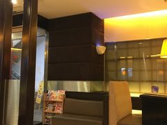 -必胜客(机场路店)