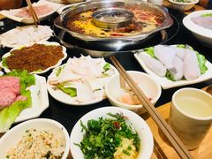 -山城年华老火锅(玉林店)