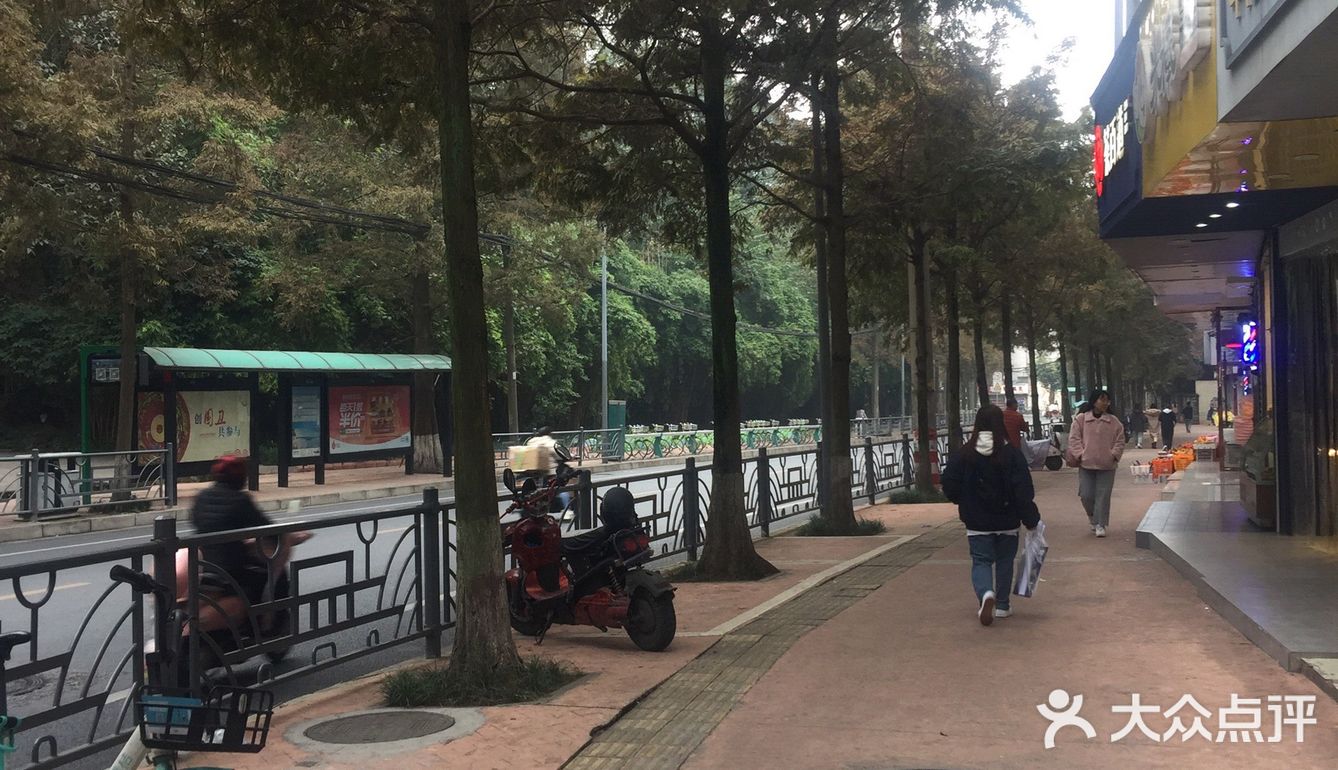 海棠路上的美食