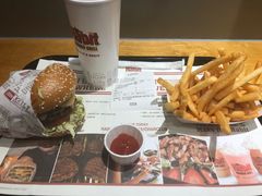 -The Habit Burger Grill 哈比特汉堡(爱琴海店)