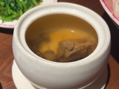 石橄榄炖龙骨-春梅里卤鹅馆·47年老字号(中山路店)