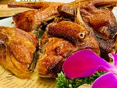 脆皮红烧乳鸽-老廣新意-全天茶点(宝能店)