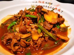 -老湖南民间菜·牛肉十八炒(花都店)