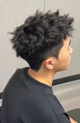 -尤司男士国潮理发馆