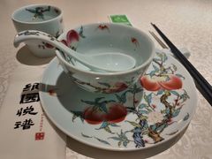 餐具摆设-维园悦谱·海派家常菜(乌鲁木齐南路店)