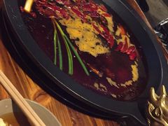 -黄潇洒老火锅(九眼桥宏济巷店)