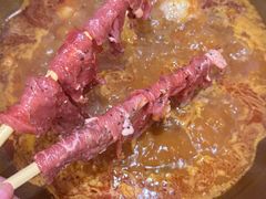 -毛辣果·贵州红酸汤牛肉火锅(西单店)