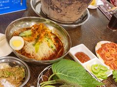 -韩风烤牛肉冷面店