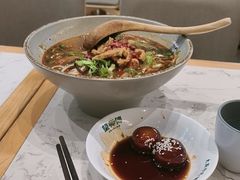 -百春原湖南牛肉粉(百联世纪店)