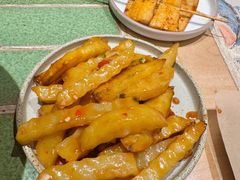 -粉八·云南米线·建水烧烤(常熟路店)