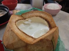 椰子布丁-新记肉骨茶