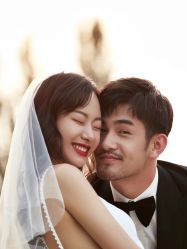 -易摄影婚纱摄影工作室