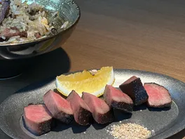 炭**舌