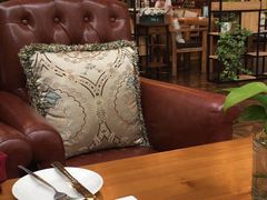 -桉树林A coffee 森林餐厅(三圣乡店)