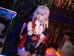 -米游妙妙屋cosplay换装自拍摄影体验馆