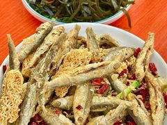 -丹水桥地锅鱼·翘嘴鲌·地方特色全鱼宴(丹江口大坝店)