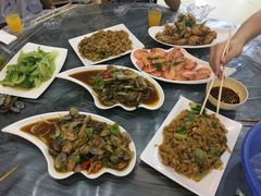 -覃记海鲜美食餐厅