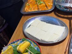 -洱火云南酸菜牛肉火锅(石景山当代商城店)