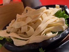 -牛村来人潮汕牛肉火锅(西单店)