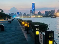 -蟹家大院 · 独揽江景(滨江店)