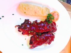 -Bamboo Bar & Grill Restaurant