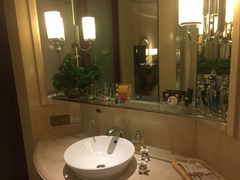 -慈溪白金汉爵大酒店