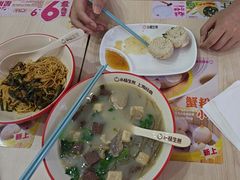 -小杨生煎(金山百联购物中心3楼店)
