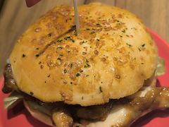 -必胜客(威高广场店)