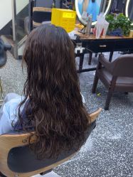 点击看大图 -藤野造型专业烫染接发