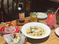 -秘密旅行Bonjour(黑金冠 江南西店)