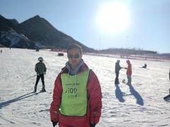 -荣盛康旅野三坡滑雪场