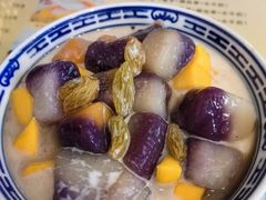 -广信牛奶甜品世家(台东店)
