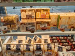 -好利来(彩香店)