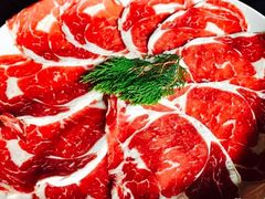 沙朗牛肉-鼎王麻辣锅(七贤店)