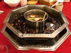 -山城年华老火锅(玉林店)