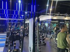 -威仕顿健身游泳(御锦城店)